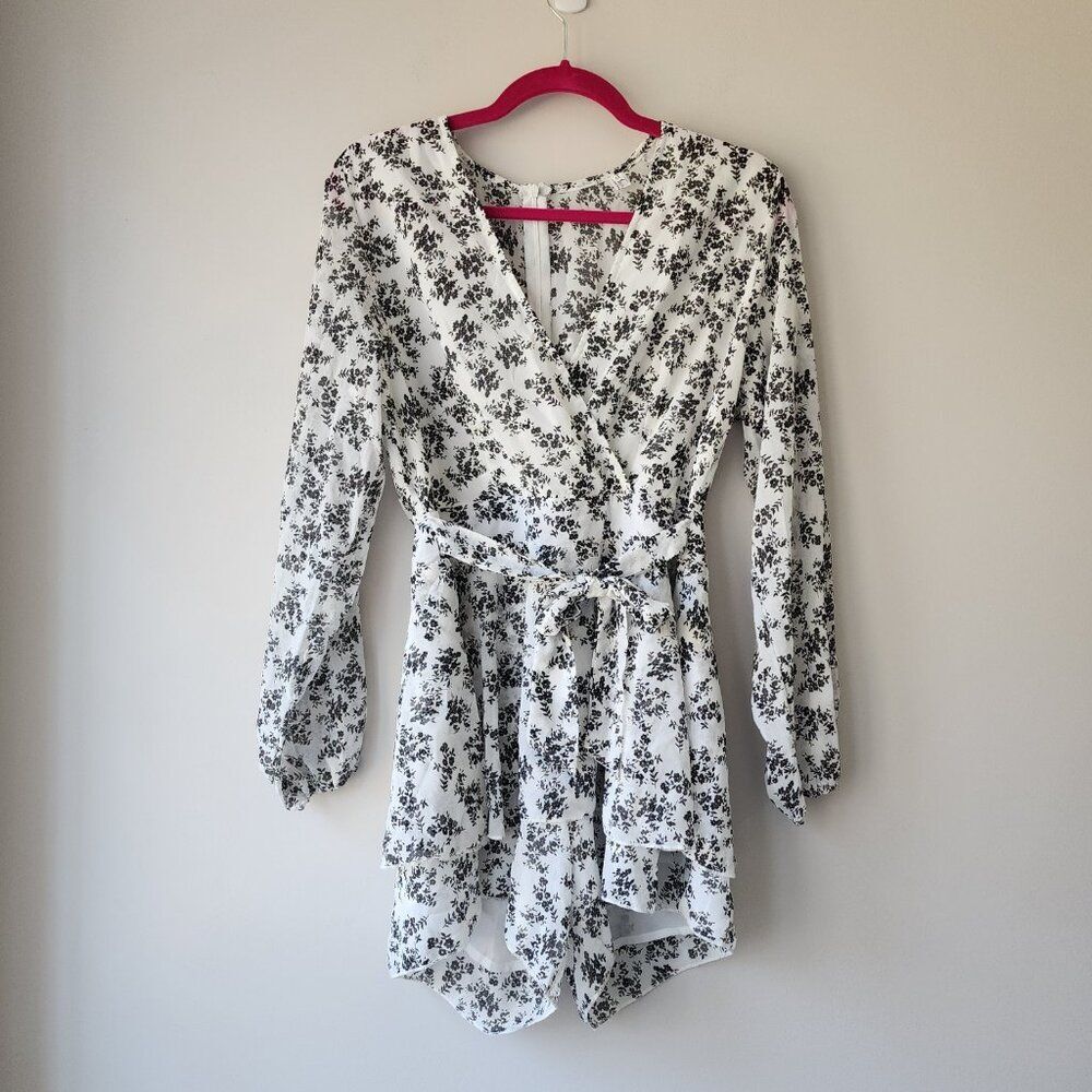 Classic Fashion Floral Romper | Med | Black White Lined Sheer Sleeves Tie Belt